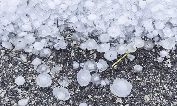 冰雹的形成(冰雹的形成过程)