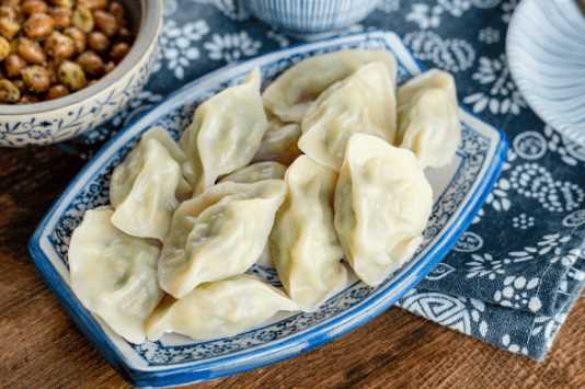 速冻饺子煮之前需要解冻吗(速冻饺子需要解冻后再煮吗)